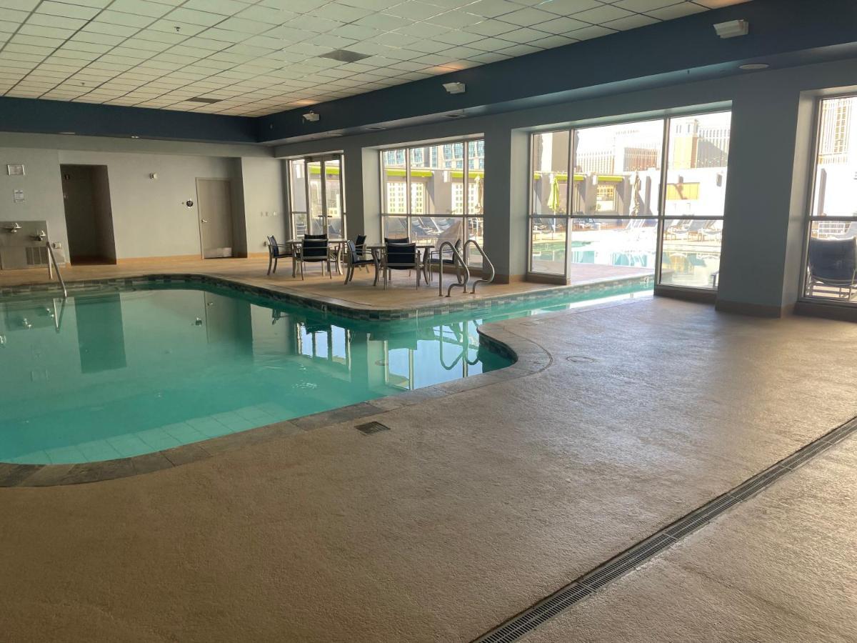 לאס וגאס The Platinum Hotel & Spa Strip View Suite מראה חיצוני תמונה